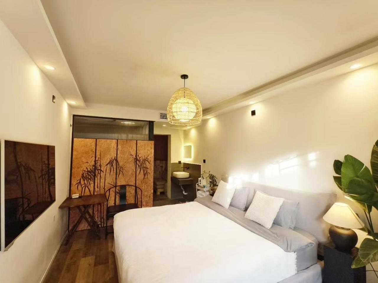 Beijing Hills & Hutong City Retreat Near Forbidden City & Line 4 Multi-Room Options Ngoại thất bức ảnh