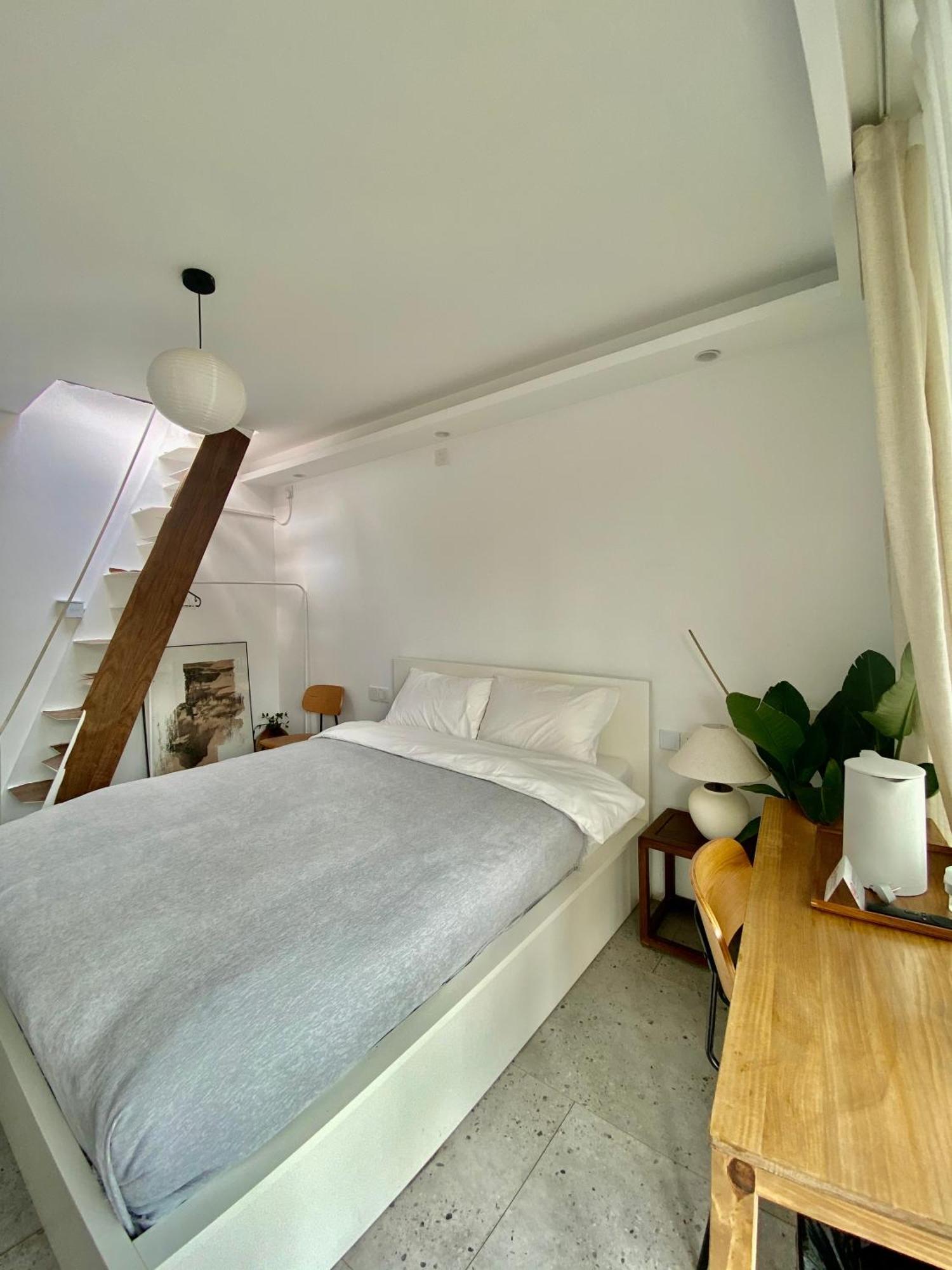 Beijing Hills & Hutong City Retreat Near Forbidden City & Line 4 Multi-Room Options Ngoại thất bức ảnh