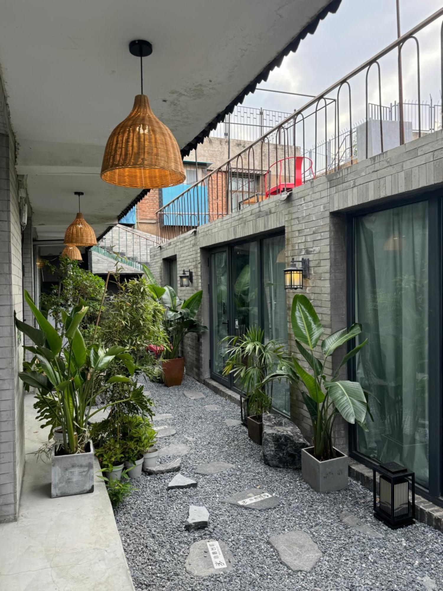 Beijing Hills & Hutong City Retreat Near Forbidden City & Line 4 Multi-Room Options Ngoại thất bức ảnh